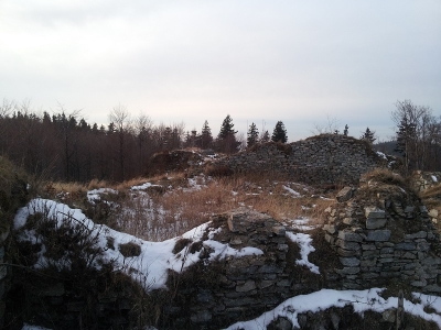 Zamek Karpień (ruiny) koło Lądka Zdroju_7